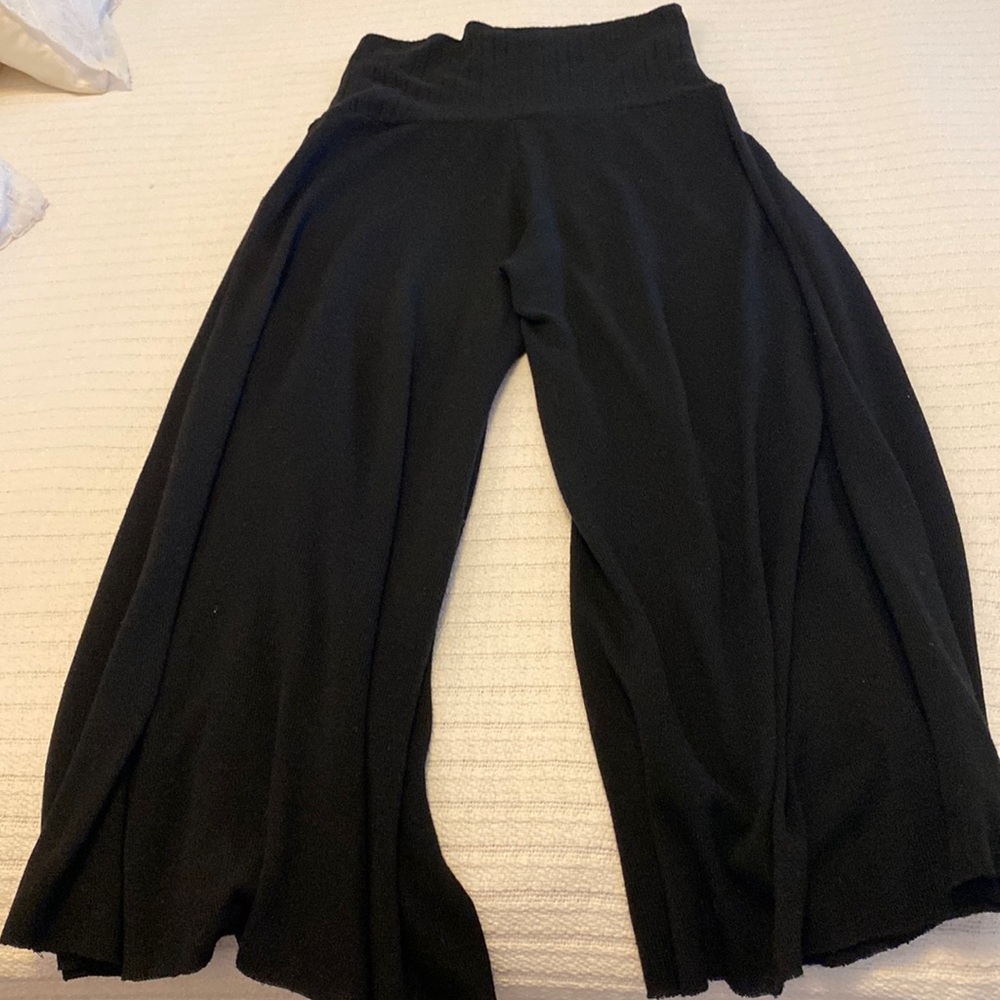 Black knit Culotte